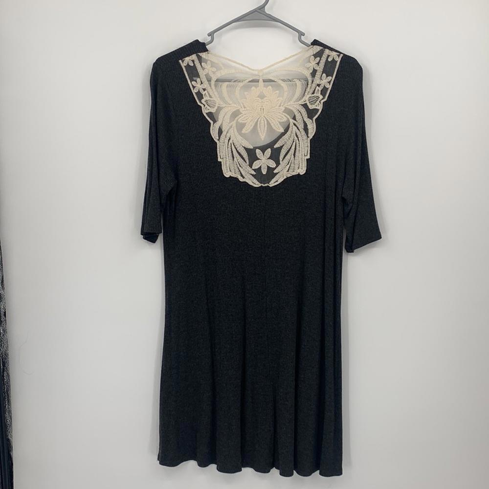 Vanity 3/4 Sleeve Dress with Lace Women’s Size Large - Picture 2 of 6